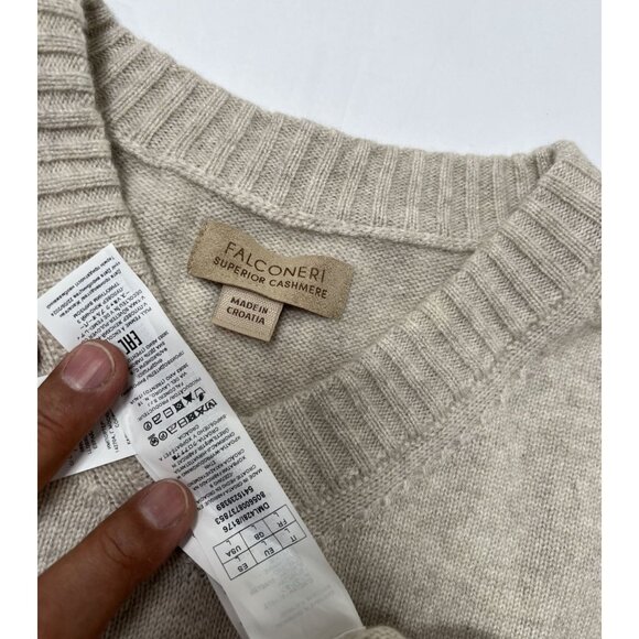 Falconeri Ultrasoft Cashmere V-Neck Sweater with Set-in Sleeves in Natural Stone - Picture 4 of 5
